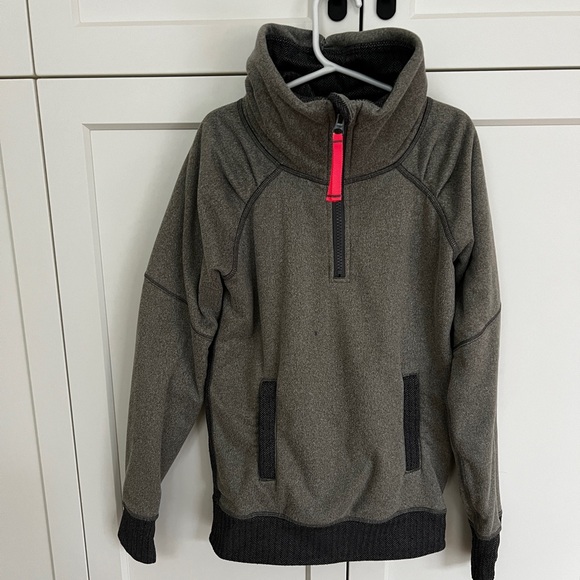 Ivivva by Lululemon sweatshirt - Picture 1 of 5